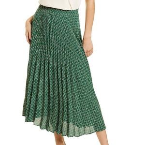MAX Studio pleated midi skirt, green geometric pattern. Like new!